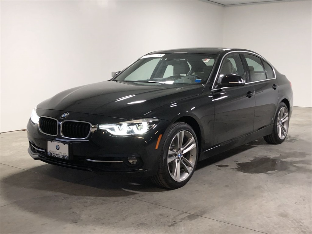 Pre-Owned 2018 BMW 3 Series 330i xDrive AWD